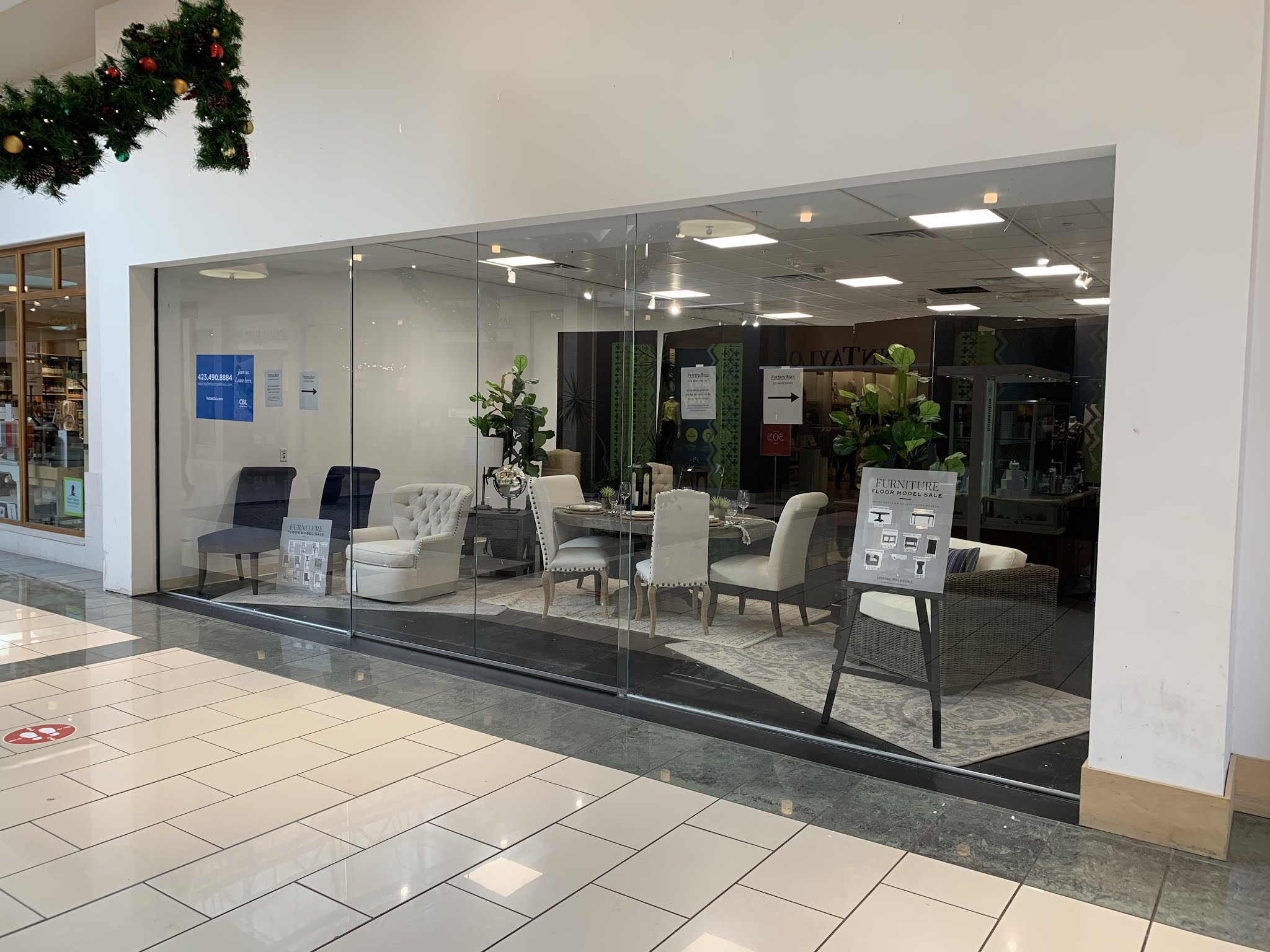 Retiring Guy's Digest UPDATE Scrubs now occupies longvacant Apple