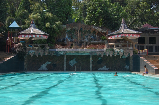 Kolam Renang Atlit Arta Tirta Lebaksereuh Indah Tenteram