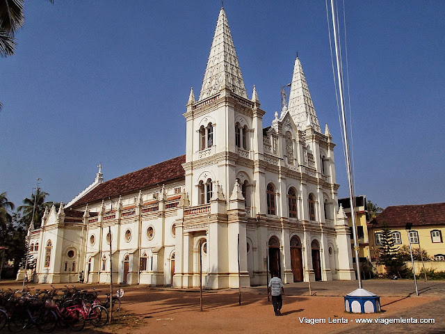 A Basílica Santa Cruz, em Kochi