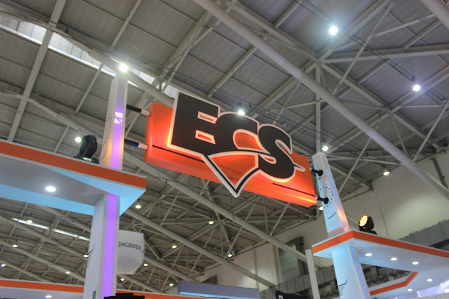 hexmojo-ecs-computex-1.JPG (640×427)