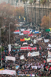 150 mil marchamos en Santiago en defensa de la educación