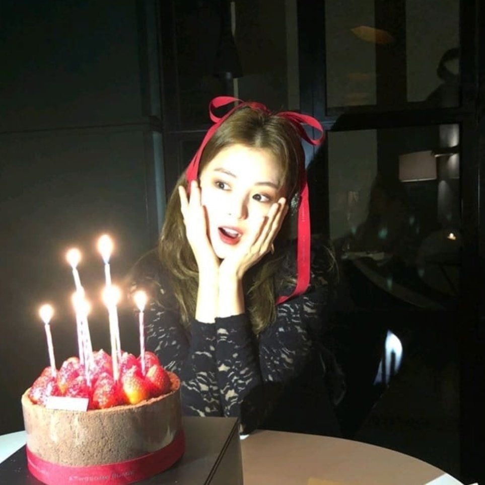 Semakin Populer, Foto-foto dari Han Sohee yang Pancarkan Aura “Girlfriend Material” Jadi Sorotan 4 dodjR
