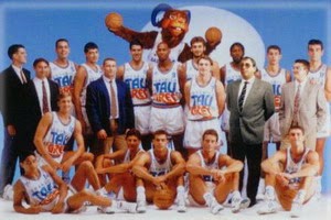 TAU BASKONIA 1992-1993. Liga ACB