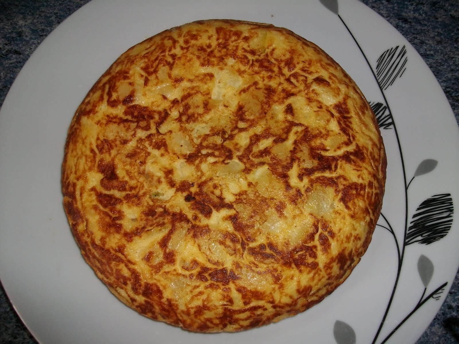 Con Rodillo y Delantal TORTILLA DE PATATAS AL MICROONDAS PASO A PASO