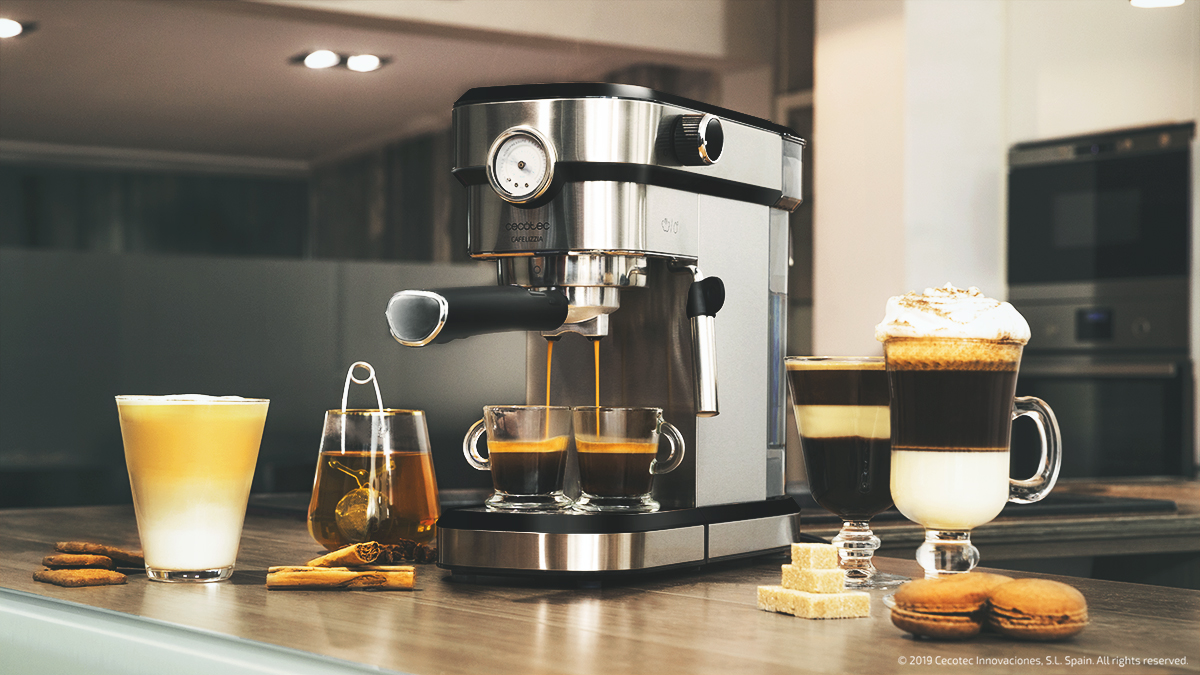 Cafetera espresso Cafelizzia 790 Black Pro de Cecotec ¿merece la pena? -  Antojo en tu cocina