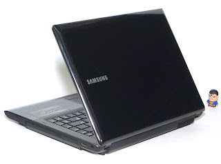 Laptop Design Samsung R440 Core i3 Second