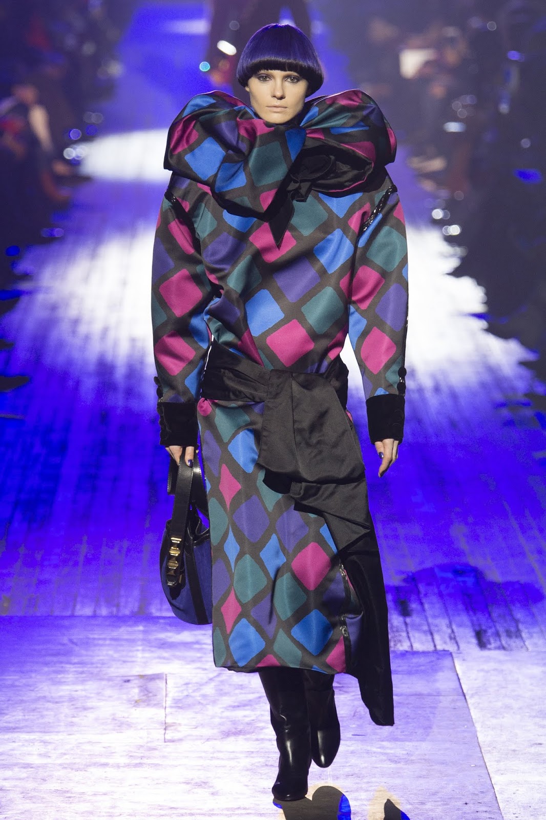 On the Runway: MARC JACOBS June 6, 2018 | ZsaZsa Bellagio - Like No Other