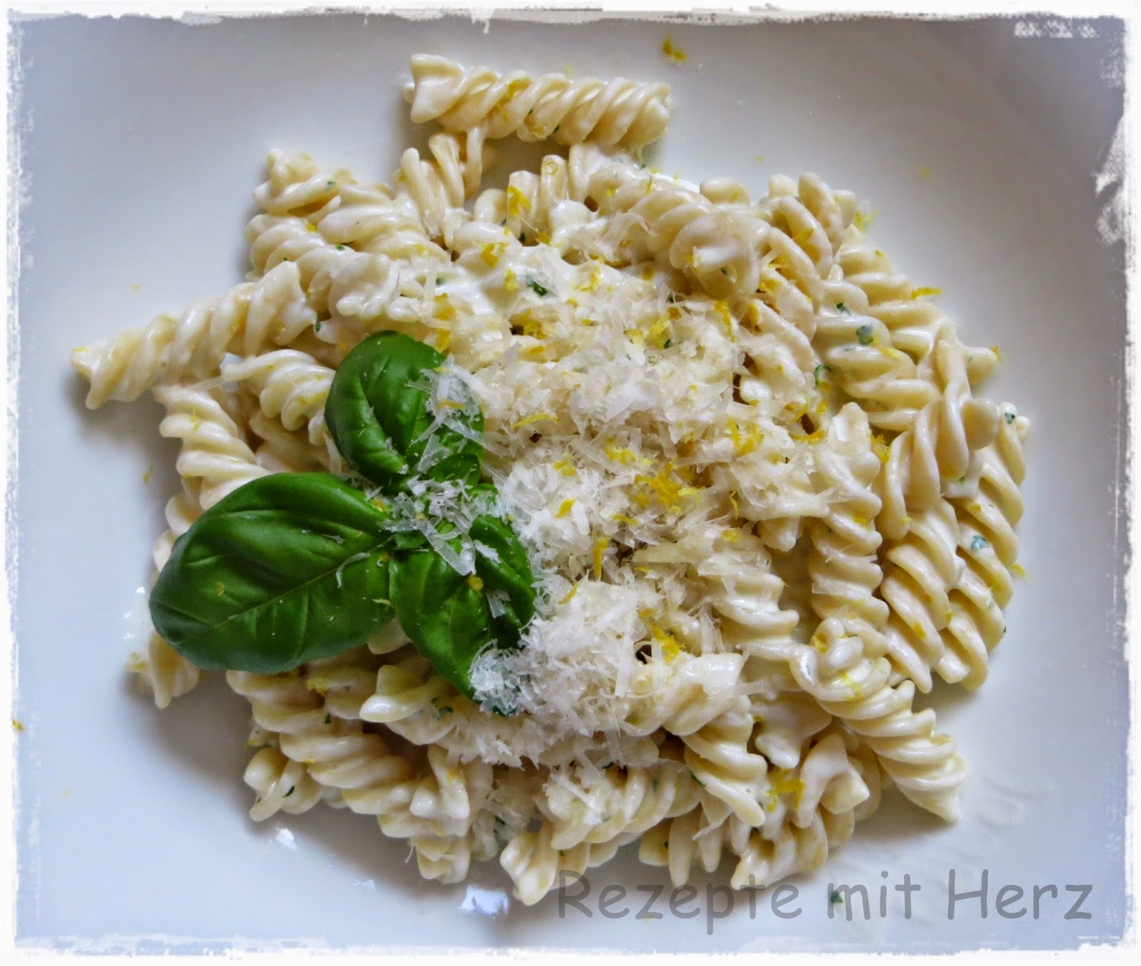 Rezepte mit Herz: Fusilli mit Ricotta und Zitrone