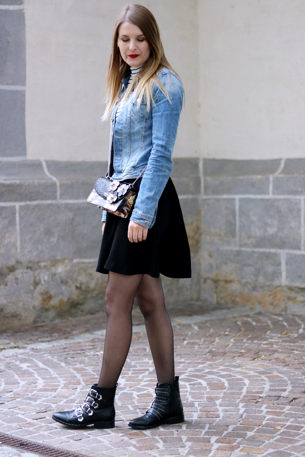 Timeless fashion classic # 1 The denim jacket - Fashionmylegs : The tights  and hosiery blog
