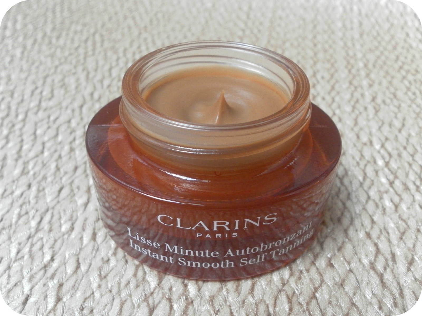 Clarins Instant Smooth Self Tanning - wide 2