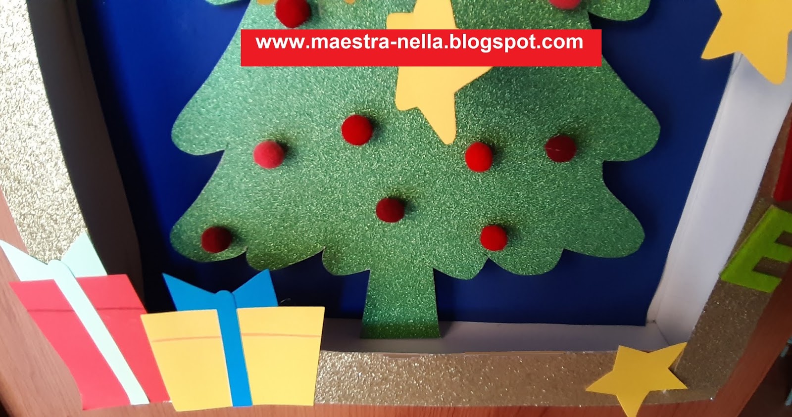 Biglietti Di Natale Maestro Roberto.Maestra Nella 2019