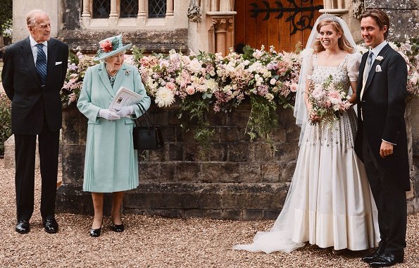 LAS HERMANAS YORK: BEATRIZ Y EUGENIA Princess-beatrice-wedding-1