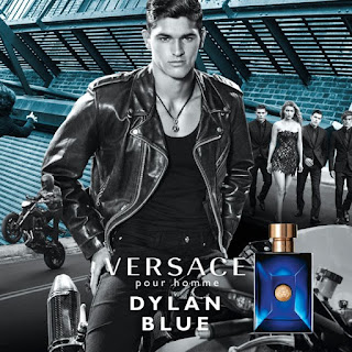 VERSACE POUR HOMME DYLAN BLUE de Versace. Un coctel de testosterona, provocacion y chuleria para el alpha mediterraneo.