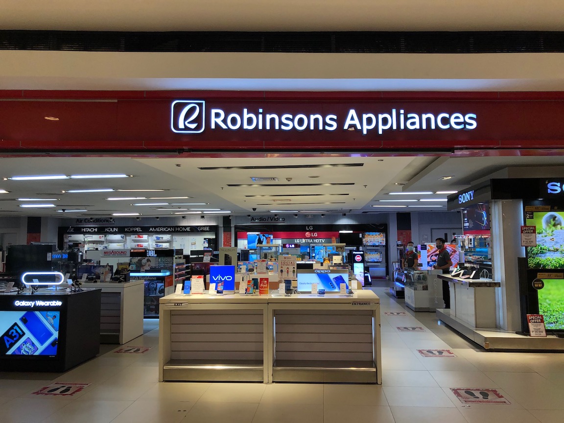 Lemon GreenTea Tap to Top Prizes at Robinsons Appliances and get to