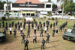 Beri Kejutan di HUT Bhayangkara, Puluhan Anggota TNI "Serbu" Mapolres Bondowoso