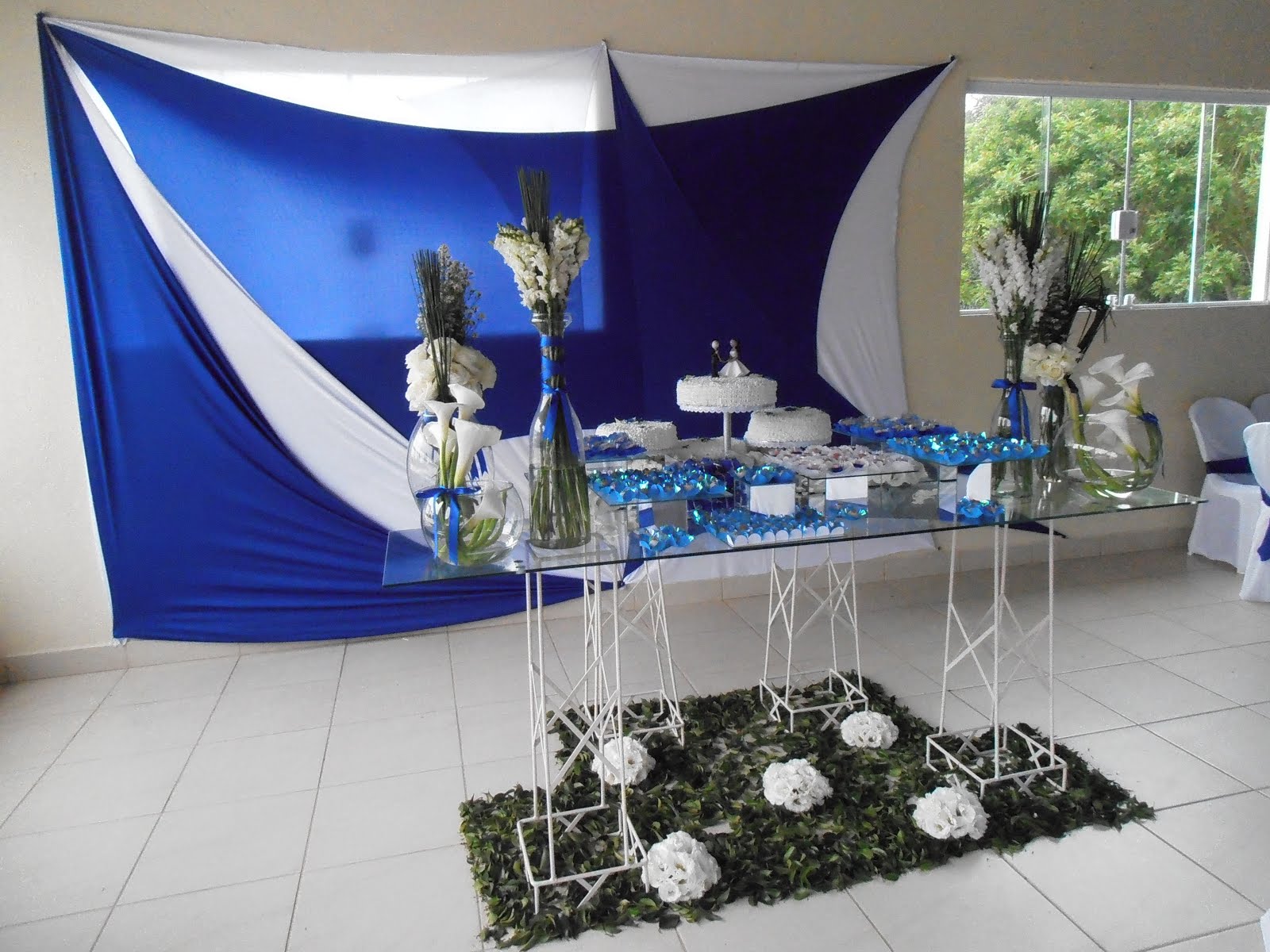 RIVIÊ ARTE EM CONFECÇÕES E DECORAÇÕES: DECORAÇÃO AZUL COM BRANCO