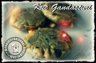  Kue Gandasturi merupakan kekayaan masakan Nusantara yang berikutnya akan kita sajikan res Cara Menciptakan Camilan Elok Gandasturi/Kumbu Istimewa Elok Dan Gurih