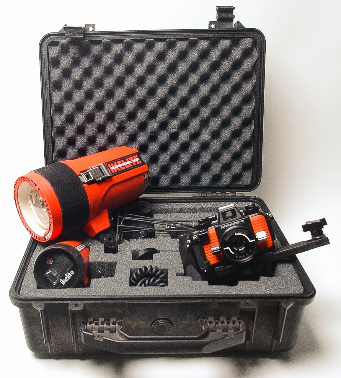 Beau Photo Supplies Blogs Nikonos V + Ikelite Underwater Film Camera