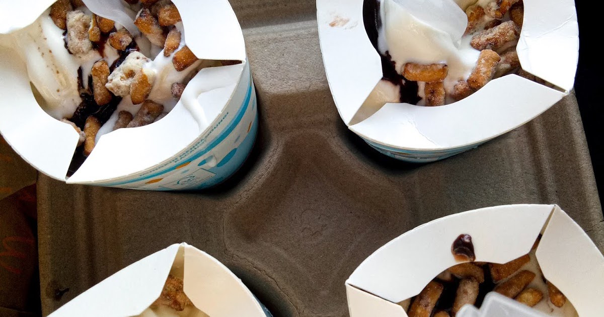 MCFLURRY CHOCOLATE & PRETZEL BITS YANG SANGAT CRUNCHY