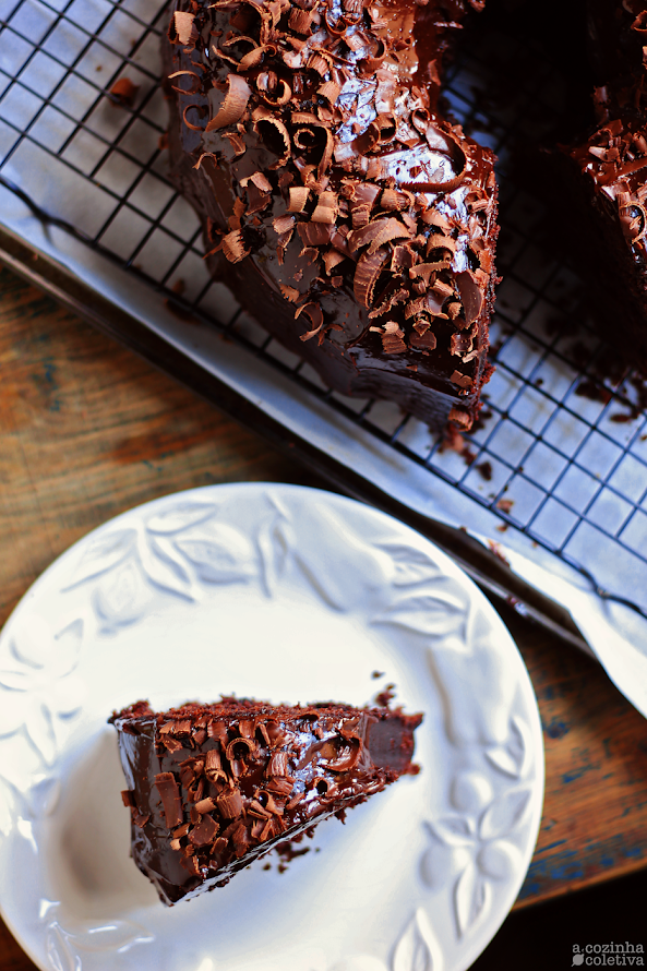 Devil's Food {Bundt} Cake