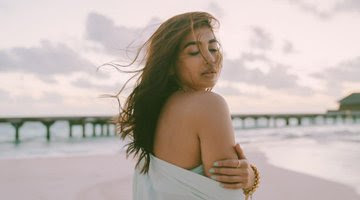Pooja Hegde more hot photo shoot from Maldives