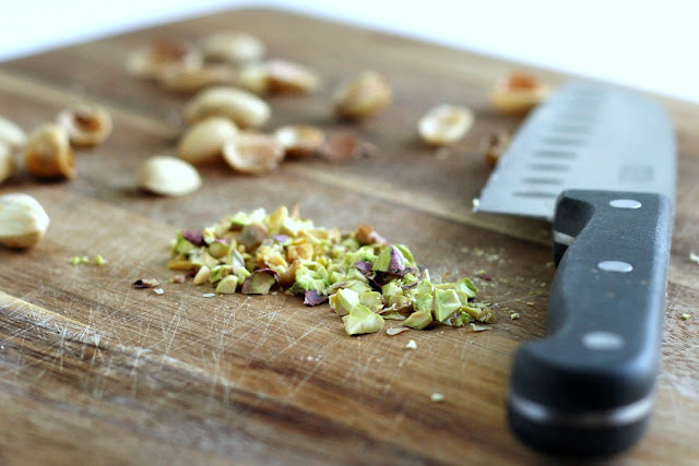 chopped pistachios