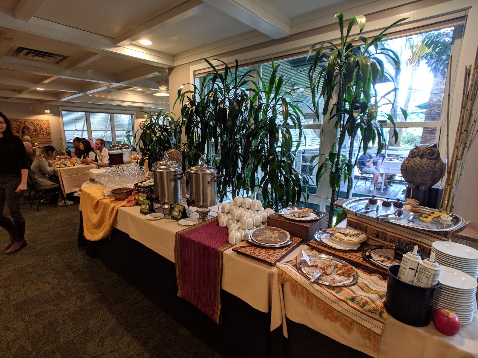 Enjoy a fine dining Thanksgiving feast at the San Diego Zoo or San