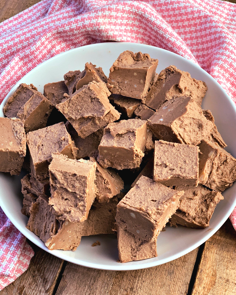 Keto Chocolate Nut Butter Fudge Bobbi's Kozy Kitchen