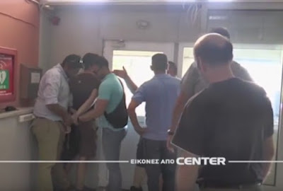 Ότι σπέρνεις θερίζεις . Με τα γιαούρτια περιμένουν τους πολιτικούς στην επαρχία. 1 %25CE%25BA%25CE%25B9%25CE%25BA%25CE%25B9%25CE%25BB%25CE%25B9%25CE%25B1%25CF%2582