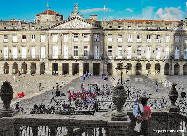 Praça do Obradoiro, em Santiago de Compostela, ponto de chegada do Caminho de Santiago