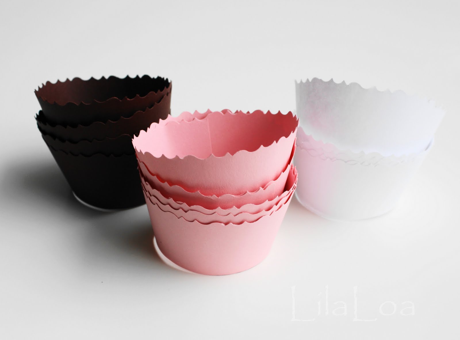 make-your-own-cupcake-wrappers