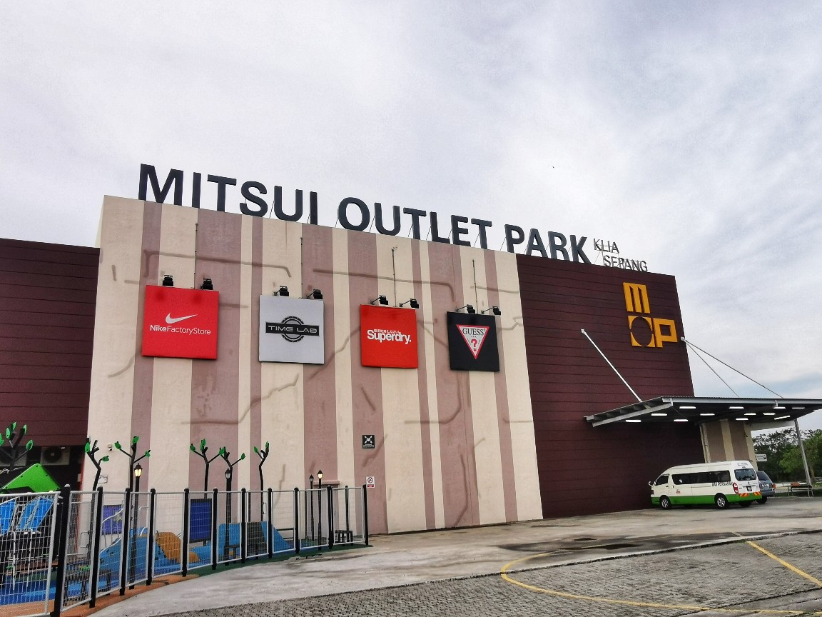 Mitsui Premium Outlet Sepang Sepang Malaysia Dec 16th 2016 Mitsui Stock Photo Edit Now