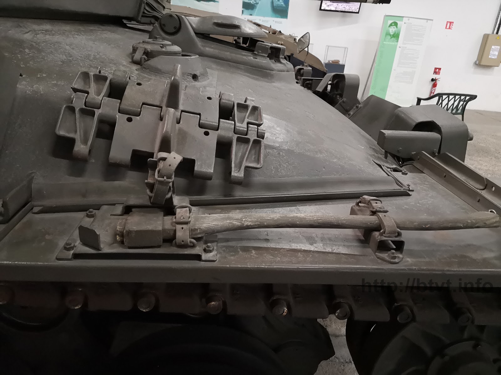 Танк т-34-85. Угмк музей военной техники верхняя пышма. Танк т34. Танк challenger 2 megatron. Centurion mk 5.