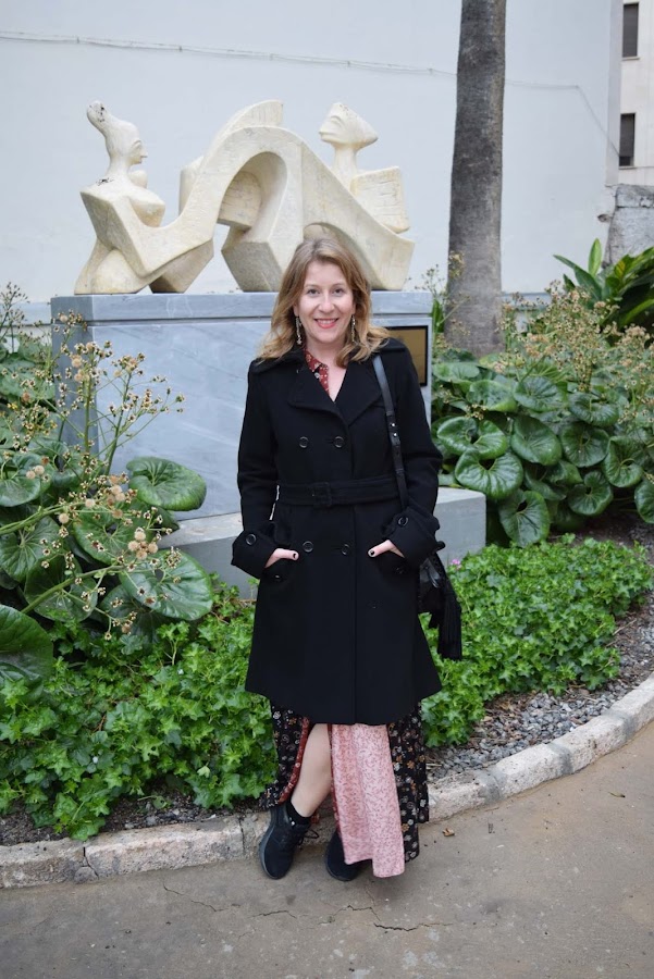 Como_llevar_vestido_largo_con_zapatillas