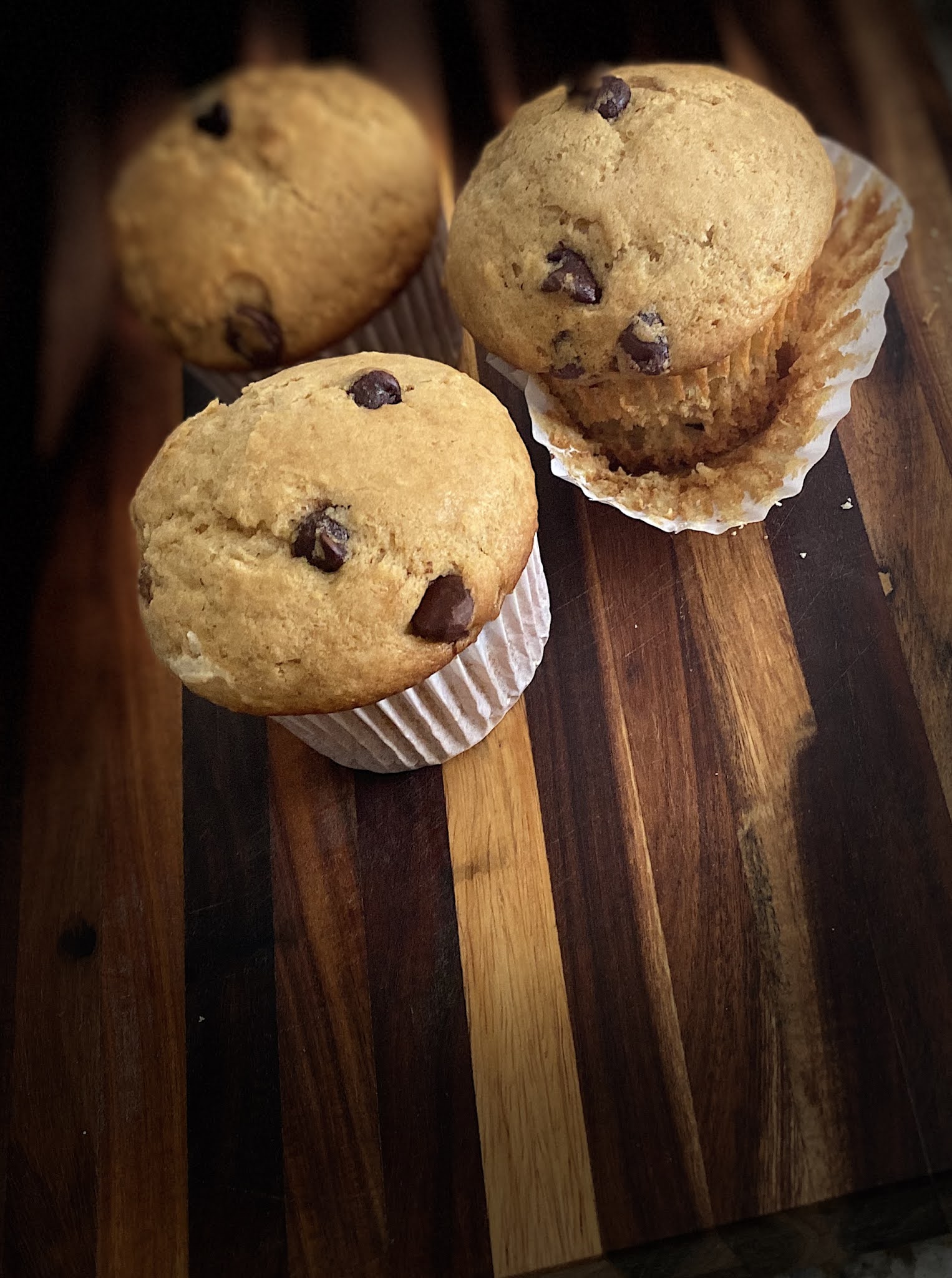 Cinnamon Chocolate Chip Muffins
