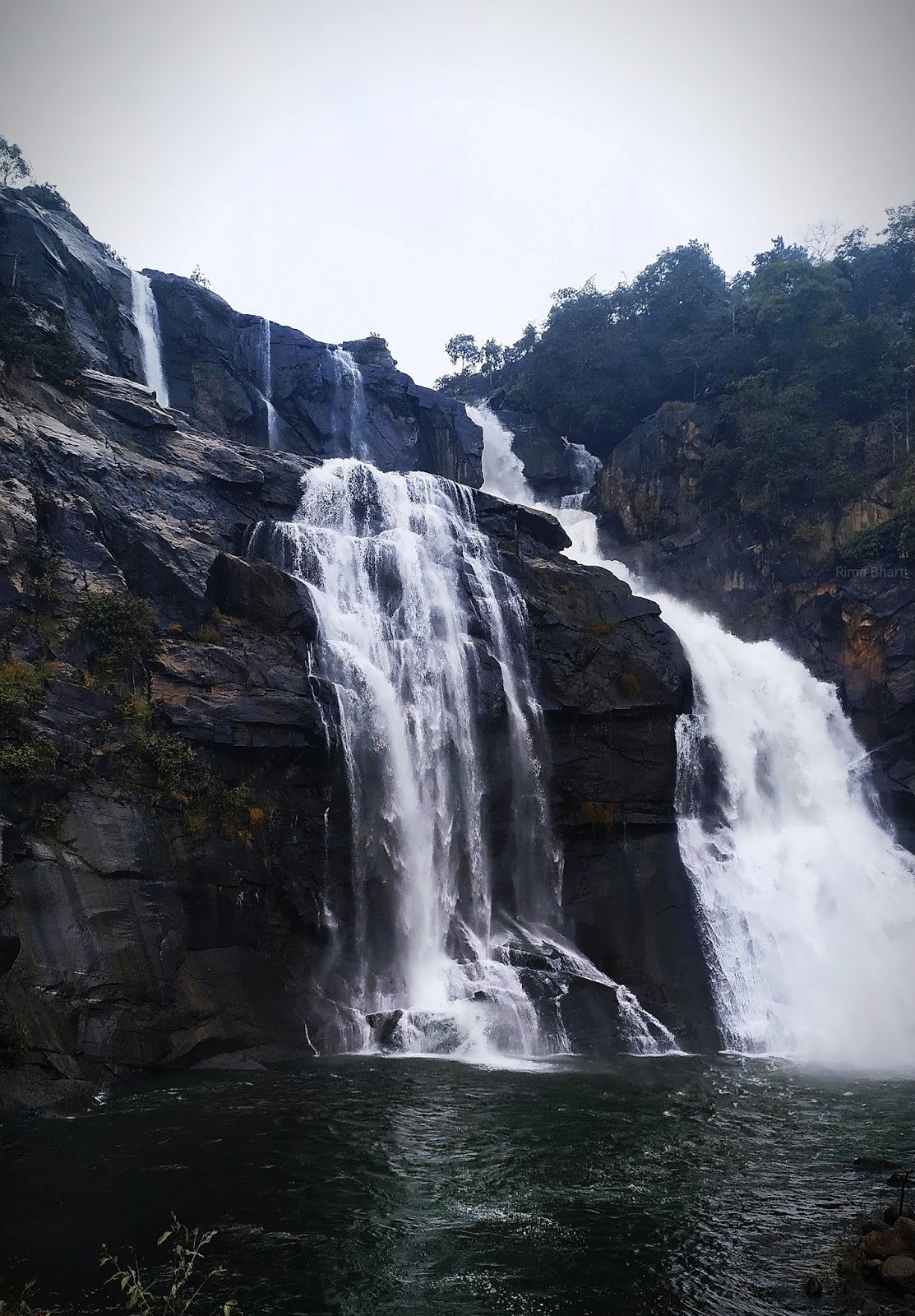 hundru falls in Jharkhand