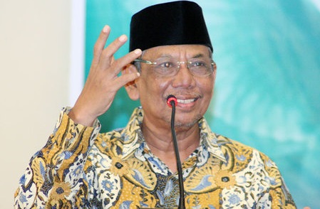 Obituari: Bahasa KH. Hasyim Muzadi Obituari: Bahasa KH. Hasyim Muzadi