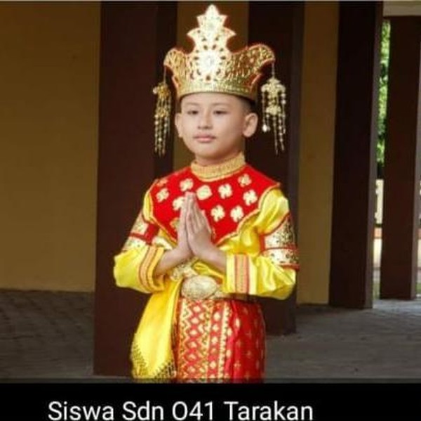 Geram Gubernur Kaltara Baju Adat Tidung Dituding Asal China Geram Gubernur Kaltara Baju Adat Tidung Dituding Asal China