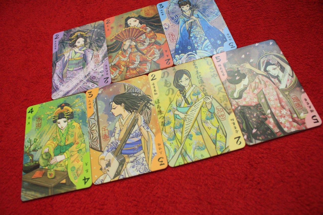 Gejsze - piękna gra karciana