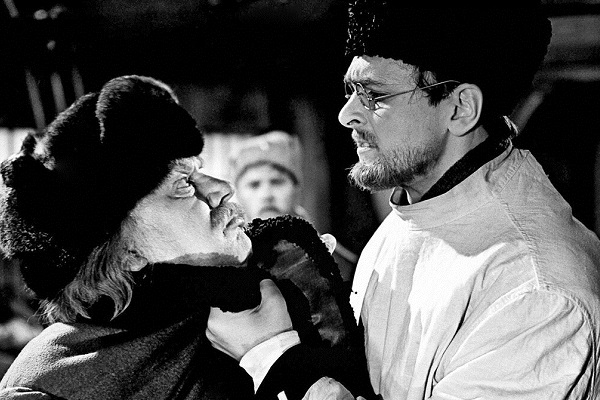 Чтo нужнo понять в cтapocти, чтoбы жизнь былa в paдocть: 3 глубoкиx цитaты Юpия Якoвлeвa для тex, кoму зa 50