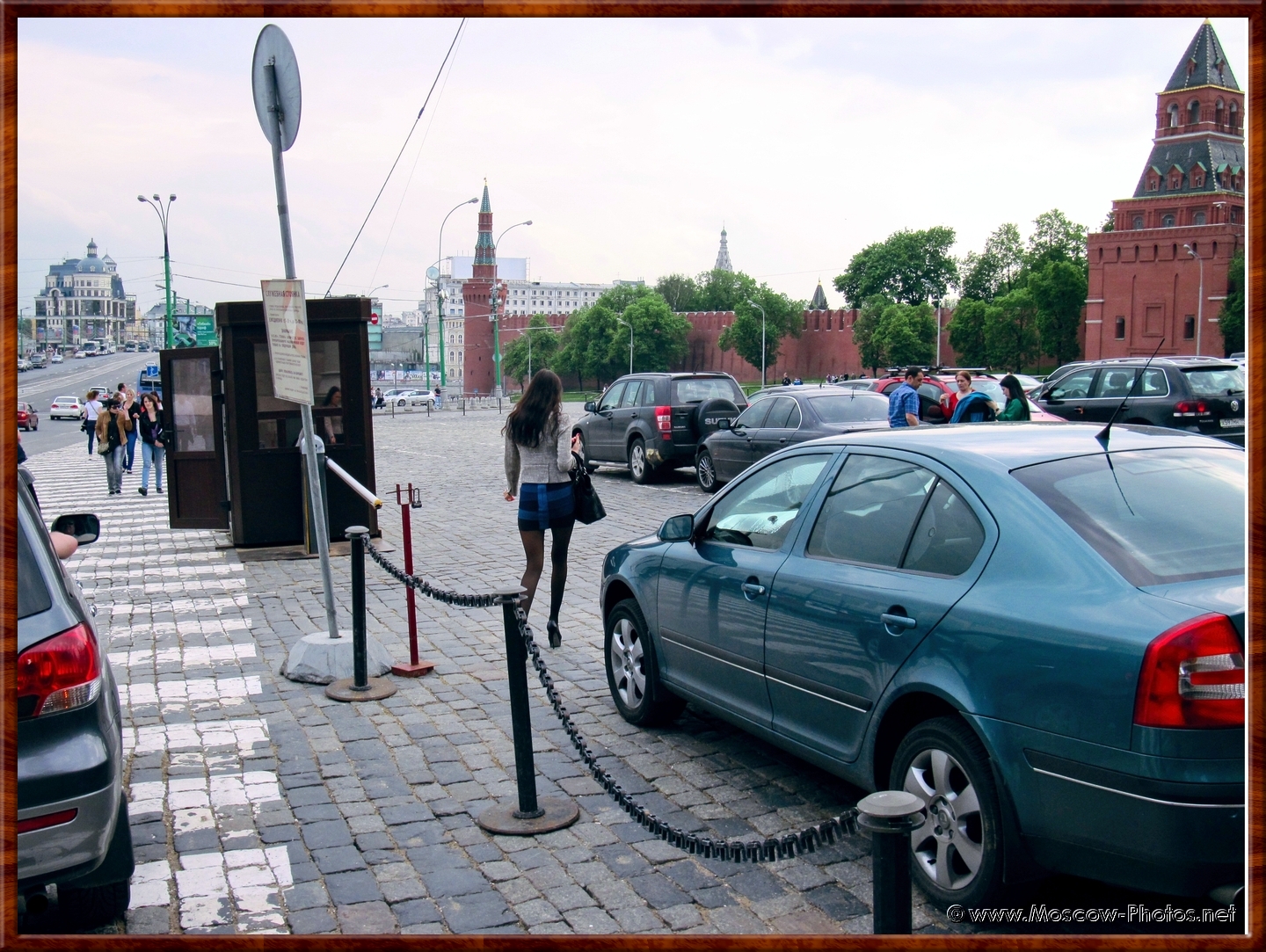 Parking at the Kremlin walls