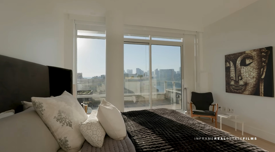 50 Interior Design Photos vs. 1633 Ontario St #1001, Vancouver, BC Luxury Penthouse Tour