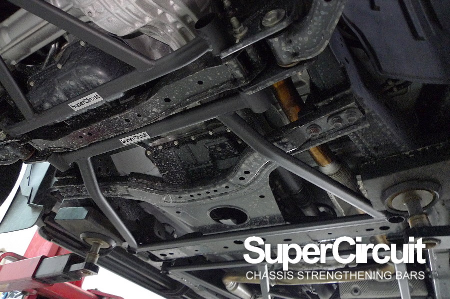 SUPERCIRCUIT CHASSIS STRENGTHENING BARS Nissan Navara NP300 (D23