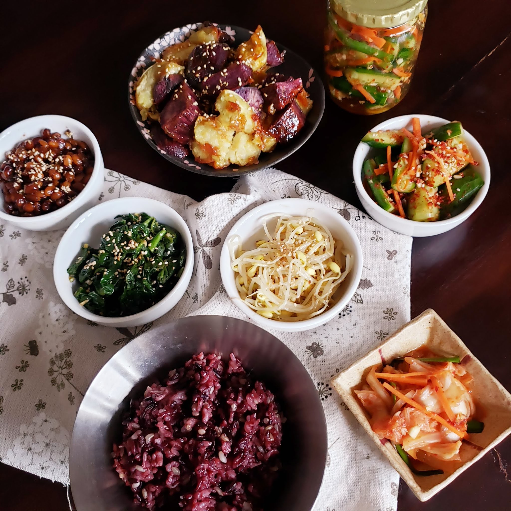 Susan's SavourIt! The Wonderful World of Korean MitBanchan...