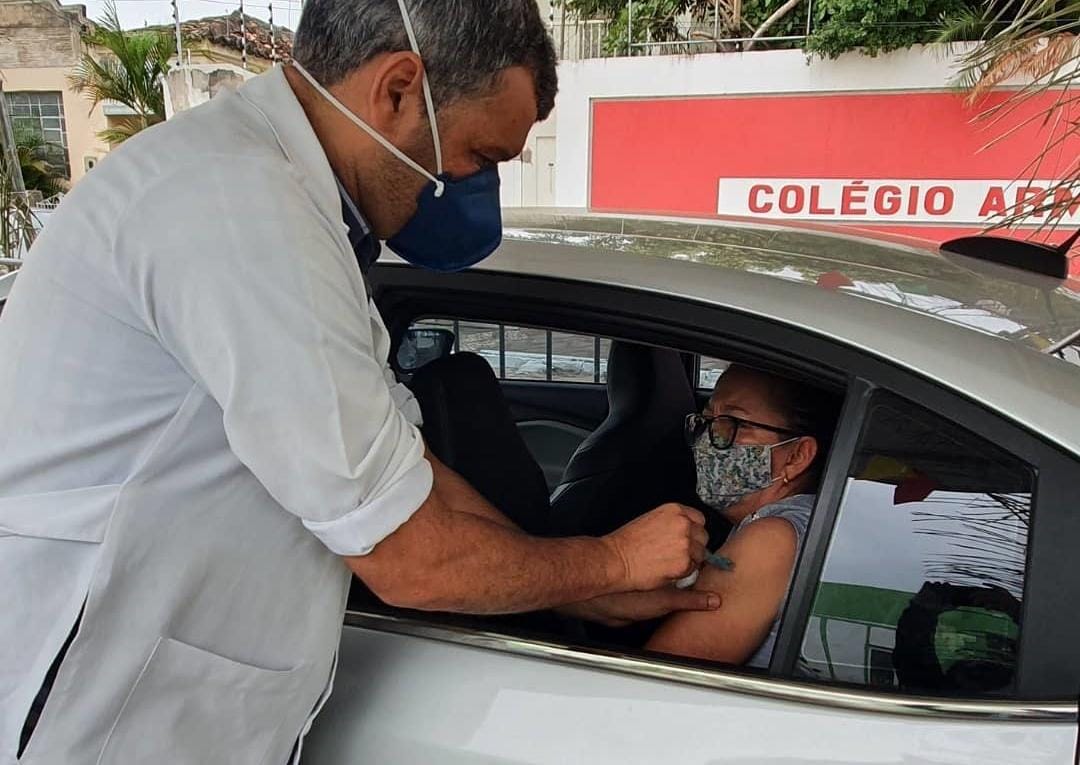 Jacobina retoma vacinação contra Covid-19 nesta segunda-feira (5)