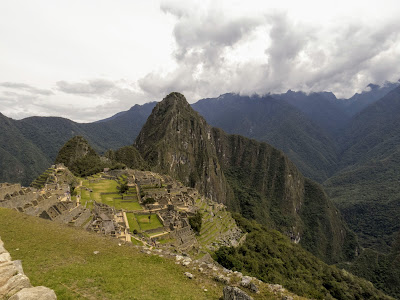 Machu Picchu images: Clouds rolling in