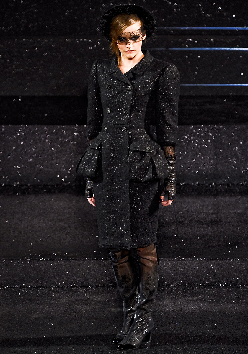THE MUST + IT: FALL-11 COUTURE + CHANEL