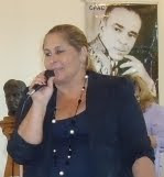 Aline Romariz - Autora