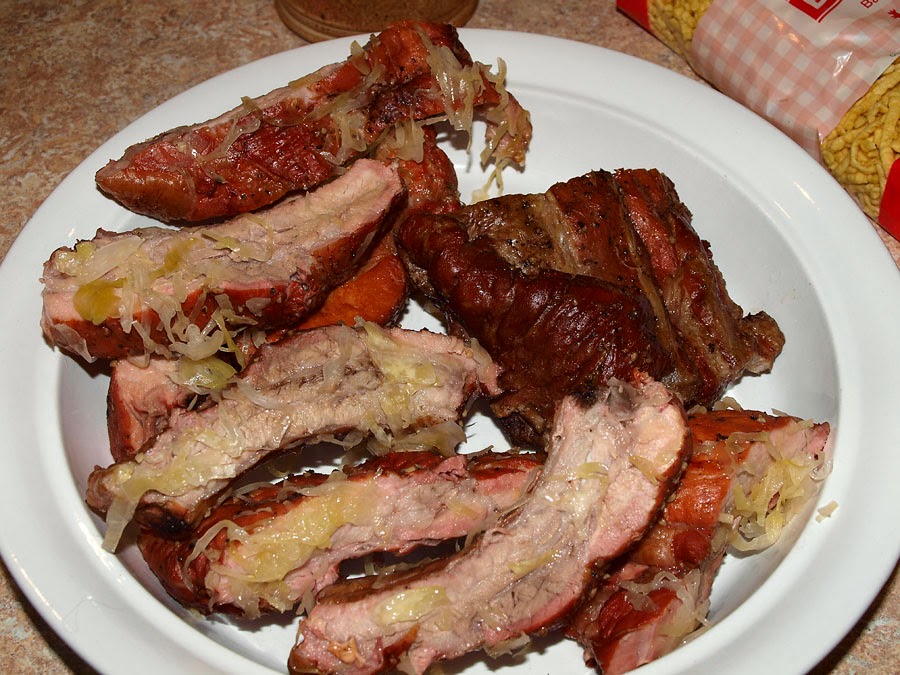 Pellet Smoker Cooking New Year's Smoked Ribs and Kraut