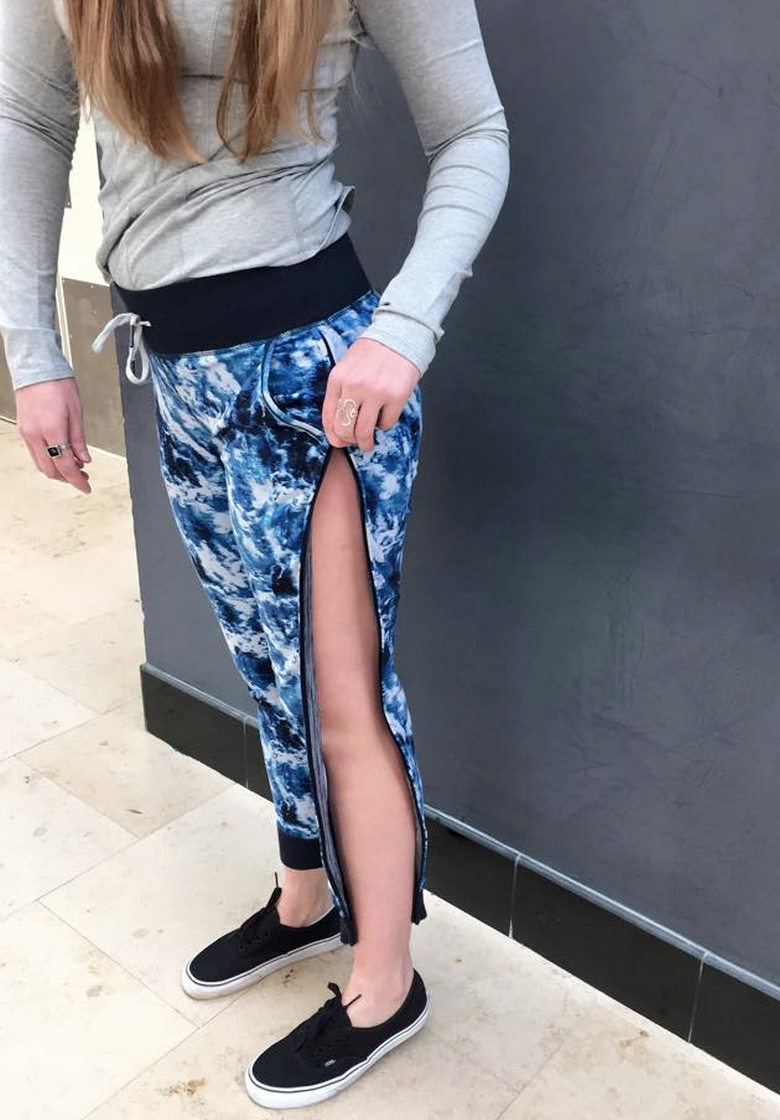 http://www.anrdoezrs.net/links/7680158/type/dlg/http://shop.lululemon.com/products/clothes-accessories/athletic-pants/No-Sweat-Pant?cc=1966&skuId=3595520&catId=athletic-pants